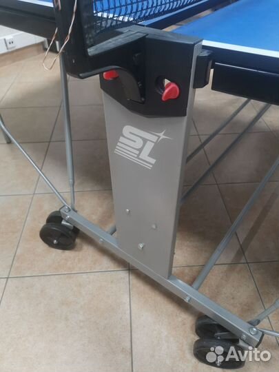 Теннисный стол