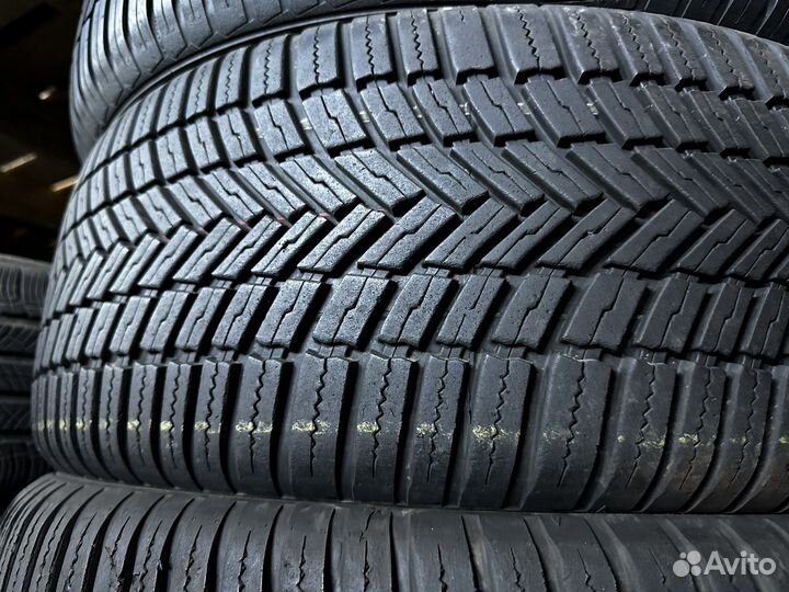 Bridgestone Blizzak LM-001 235/60 R18