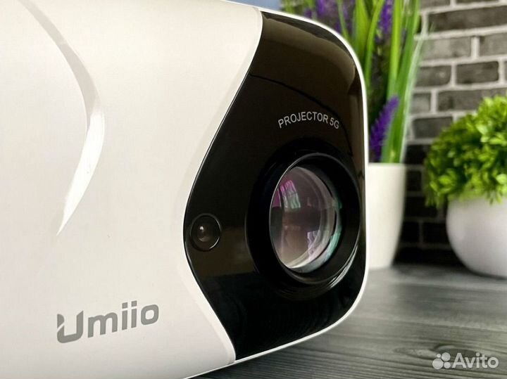 Проектор umiio q1