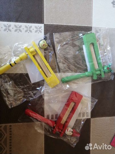 Трещотка трещетка дерево