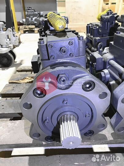 Основной насос Volvo EC250DL