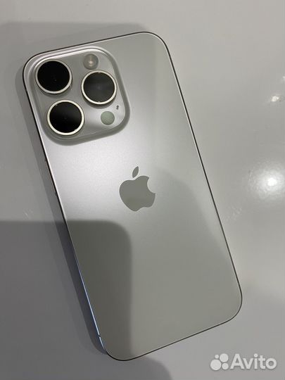 iPhone 15 Pro, 256 ГБ
