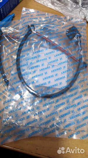 Датчик тормозных колодок Таурег Q7 Порш Каен