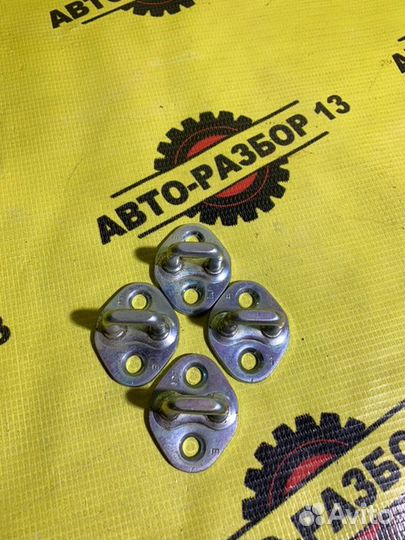 Петля замка двери Kia Rio 3 QB G4FC 2017