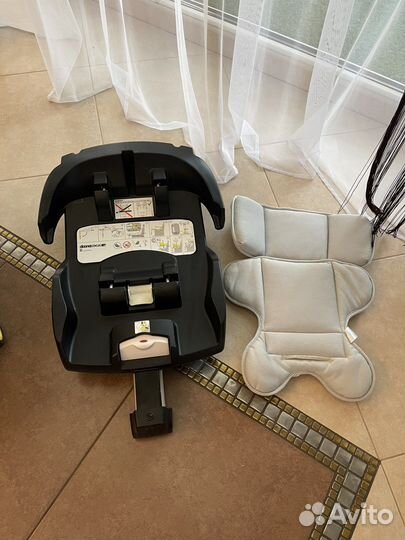 Коляска автокресло doona с базой isofix