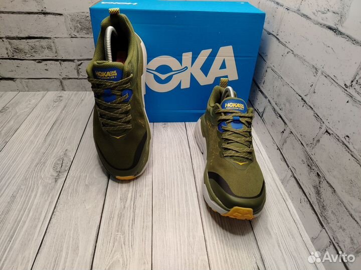 Беговые кроссовки hoka непромокаемые