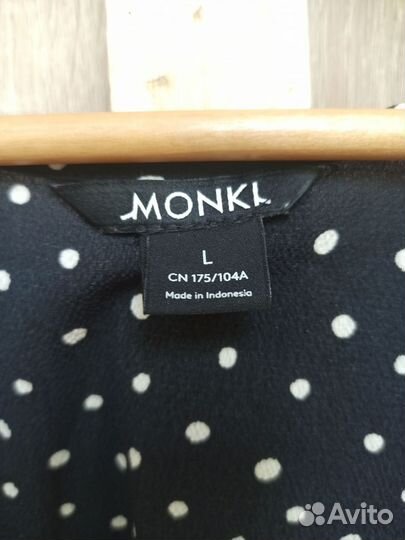 Платье monki в горошек