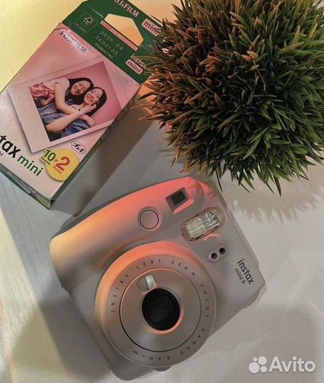 Фотоаппарат instax