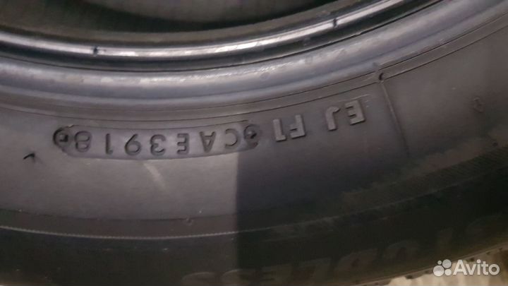 Bridgestone Blizzak VRX2 215/60 R16 95Q