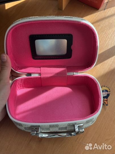 Косметичка или коробка для украшений