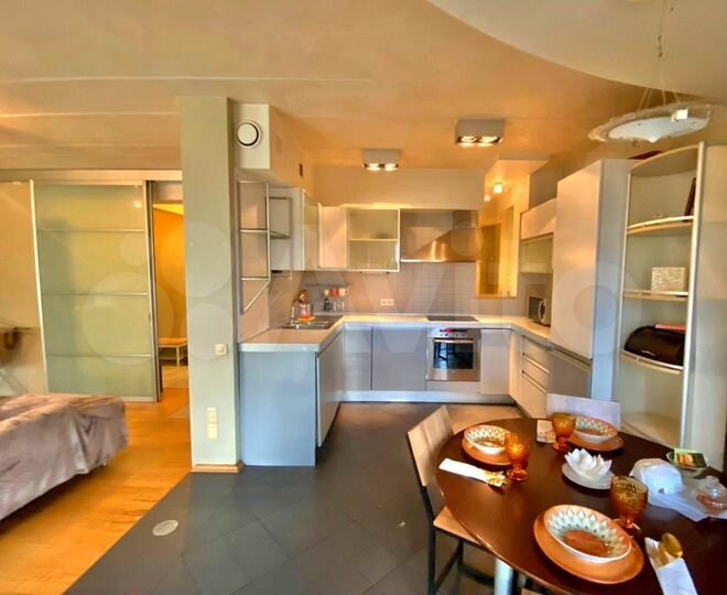 5-к. квартира, 150 м², 6/9 эт.