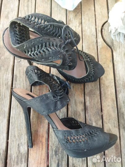 Босоножки 39р Zara