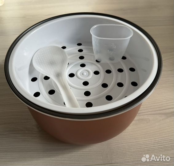 Чаша для мультиварки универсальная