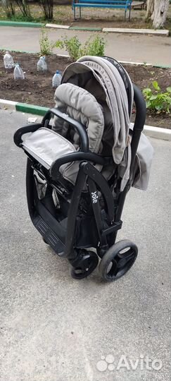 Коляска для двойни погодок