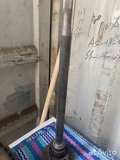 Продам полуось левая на Сузуки гранд эскудо