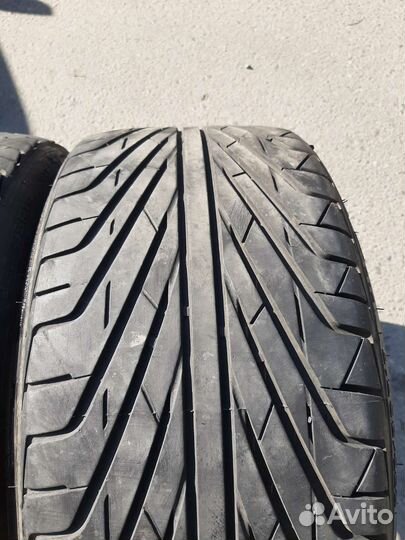 Triangle TR968 235/35 R19