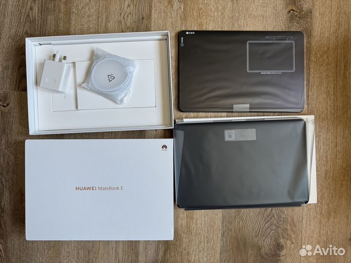 Huawei MateBook E 2023 на чипе i7