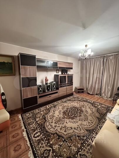 2-к. квартира, 54 м², 1/9 эт.