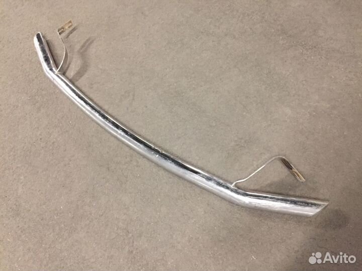 Накладка труба под передний бампер