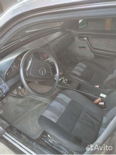 Mercedes-Benz C-класс 1.8 МТ, 1994, 250 000 км