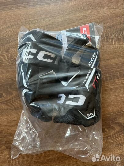 Краги хоккейные