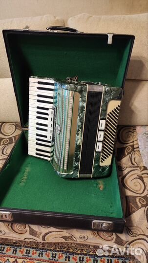 Аккордеон weltmeister 3 4
