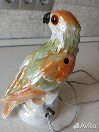 Светильник фарфоровый сокол