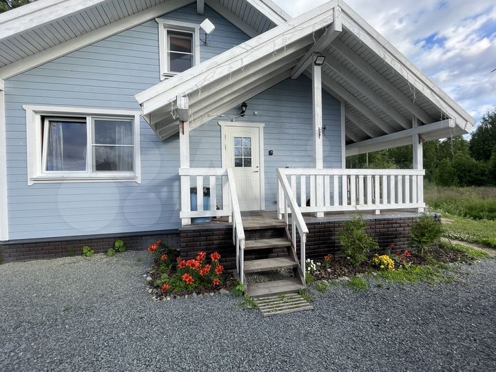 Коттедж 160 м² на участке 15 сот.