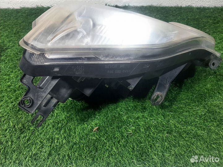 Фара левая на Nissan X-Trail T31