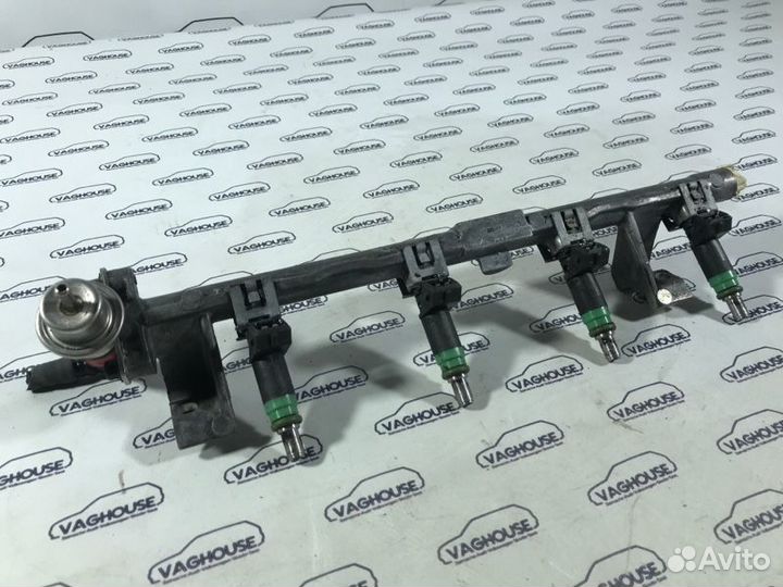 Рампа топливная Ford Focus MK 2 1.6 2006