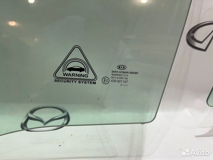 Стекло двери переднее левое Kia Ceed 2 2012-2017