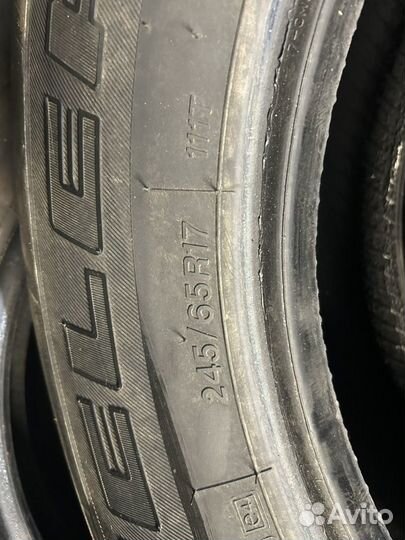 Bridgestone Dueler H/T 245/65 R17