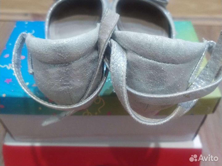 Босоножки р.28