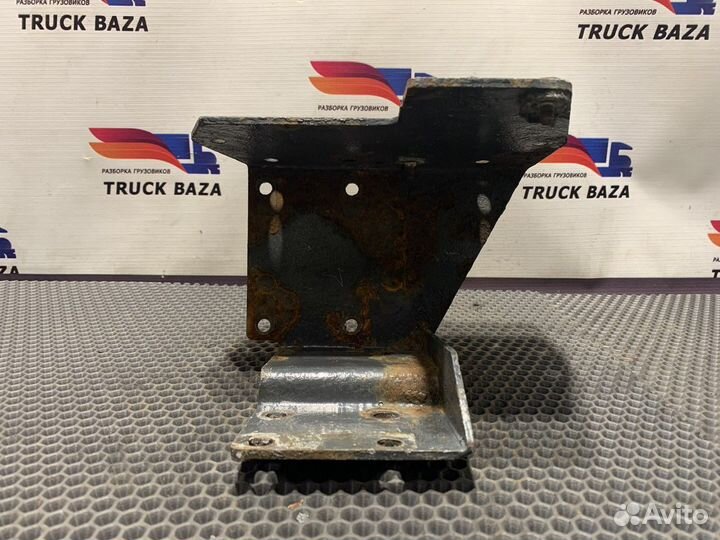 Кронштейн Iveco Stralis