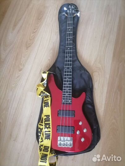 Басс гитара 4 струны v-glorify + комбик