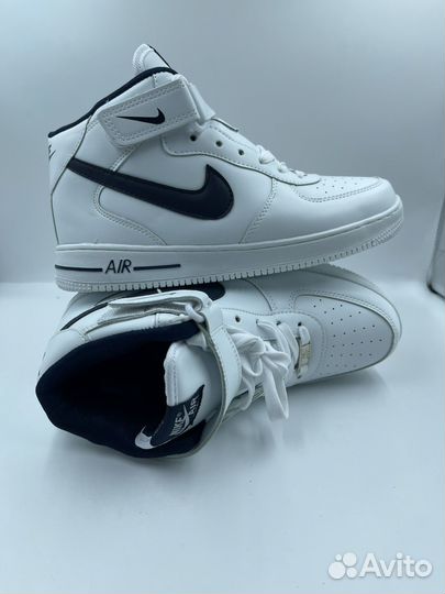 Кроссовки nike. Новые