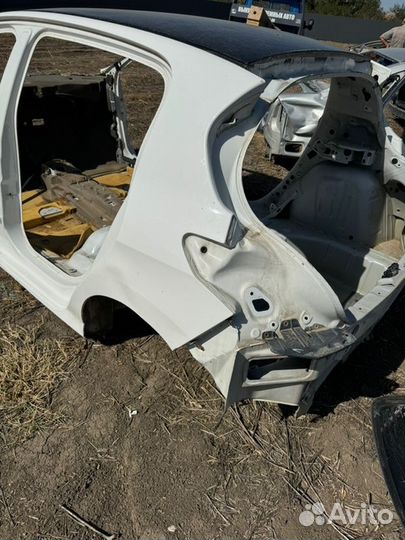 Крыло заднее левое Peugeot 308 1.6