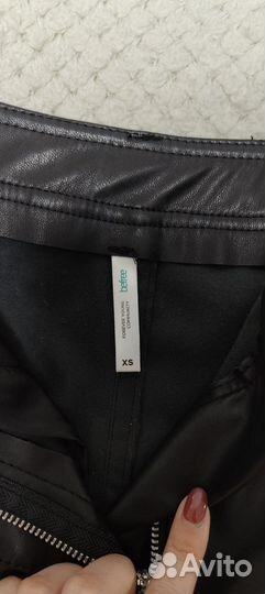 Юбка черная кожаная XS