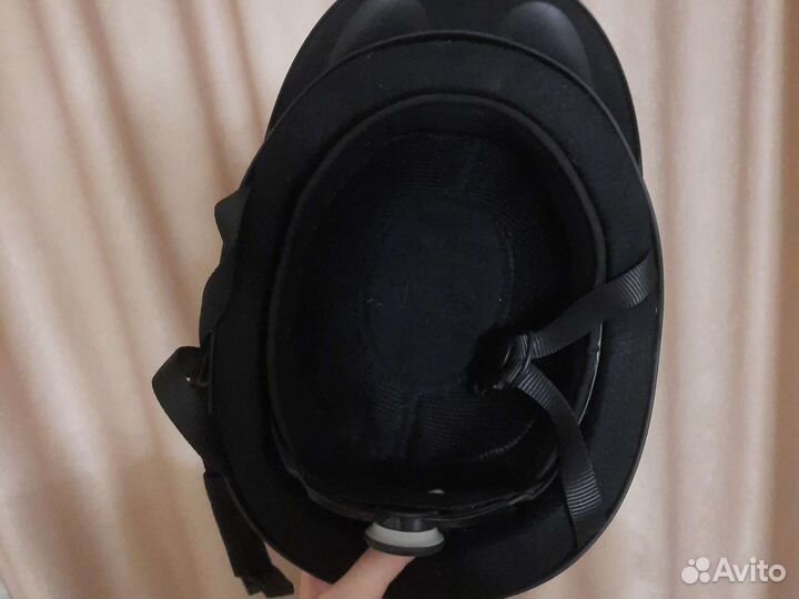 Шлем для верховой езды регулируемый