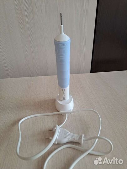 Зубная щетка oral b новая