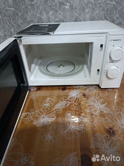 Микровалновка leff в отличном хорошем состоянии