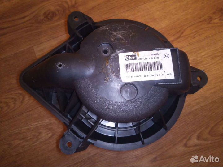 Моторчик печки на Пежо