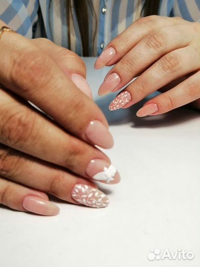 Маникюр/педикюр/наращивание ногтей