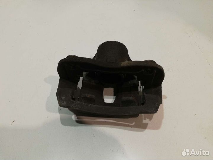 Hyundai solaris 1 суппорт передний правый