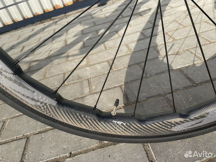 Карбоновый шоссейный велосипед specialized