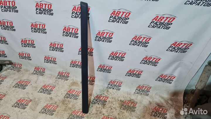 Молдинг передней левой двери Renault Logan 2