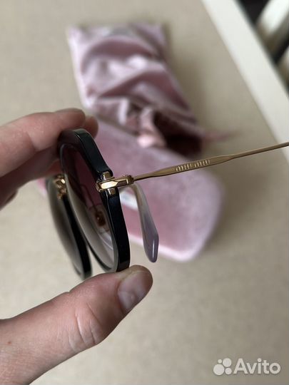 Солнцезащитные очки брендовые женские miumiu