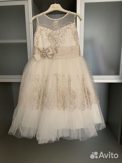 Праздничное платье
