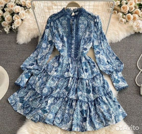 Плвтье женское