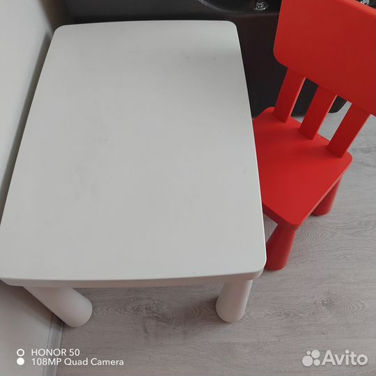Детский стол и стул IKEA